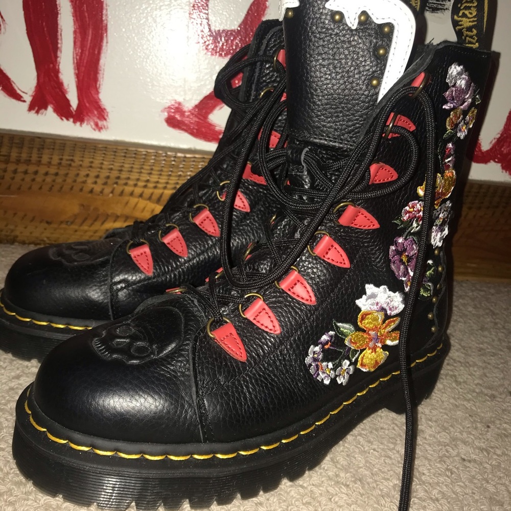 DOC MARTEN Nyberg (Brand New)